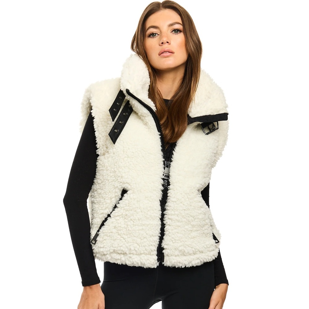 SAM Sherpa Vest in White - Picture 2 of 9